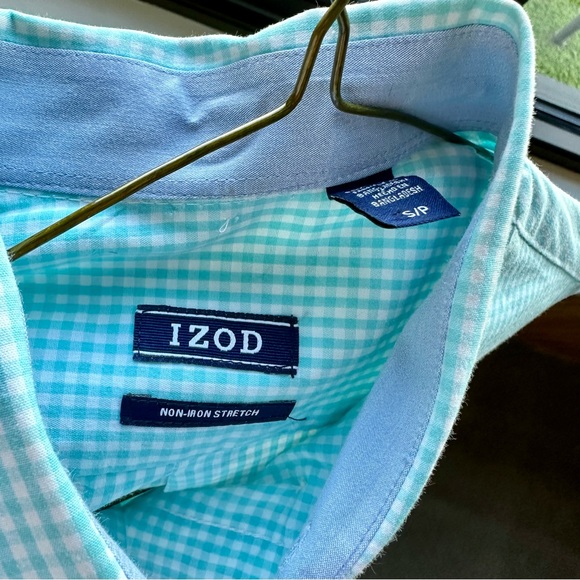 Izod Men’s Blue Checkered Dress Shirt Size Small - Picture 3 of 3